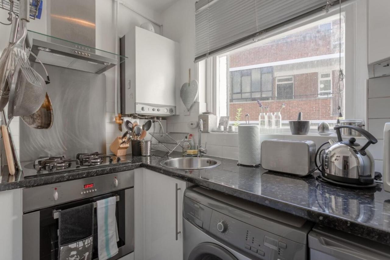 Stylish 1 Bed Apartment Near Battersea Park Londra Esterno foto